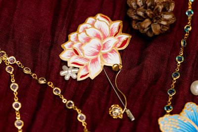 Hijab Pins | Label Pins