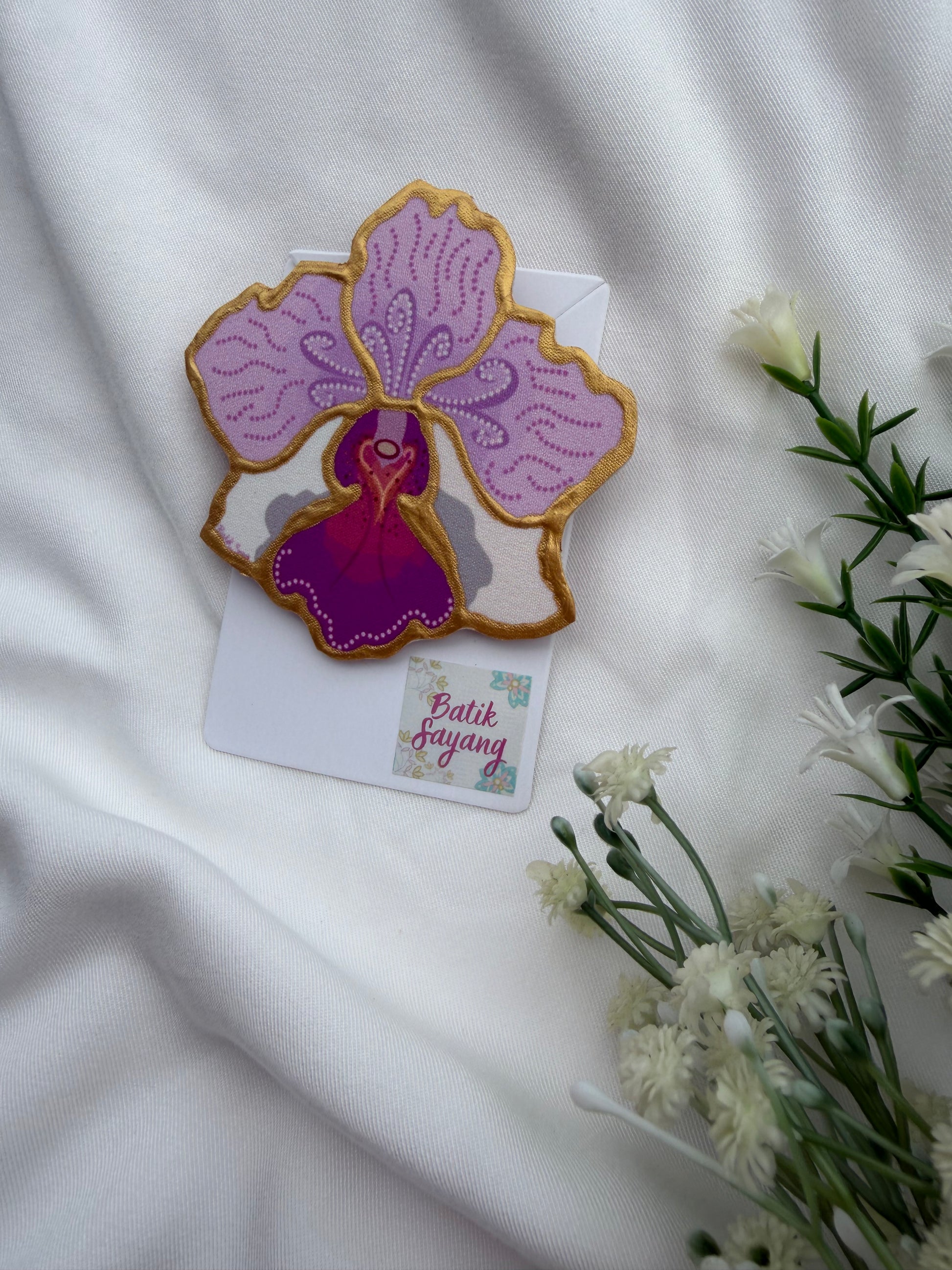 Vanda Miss Joaquim inspired Small Brooch Motif Approx Size: 8CM [1Pc]