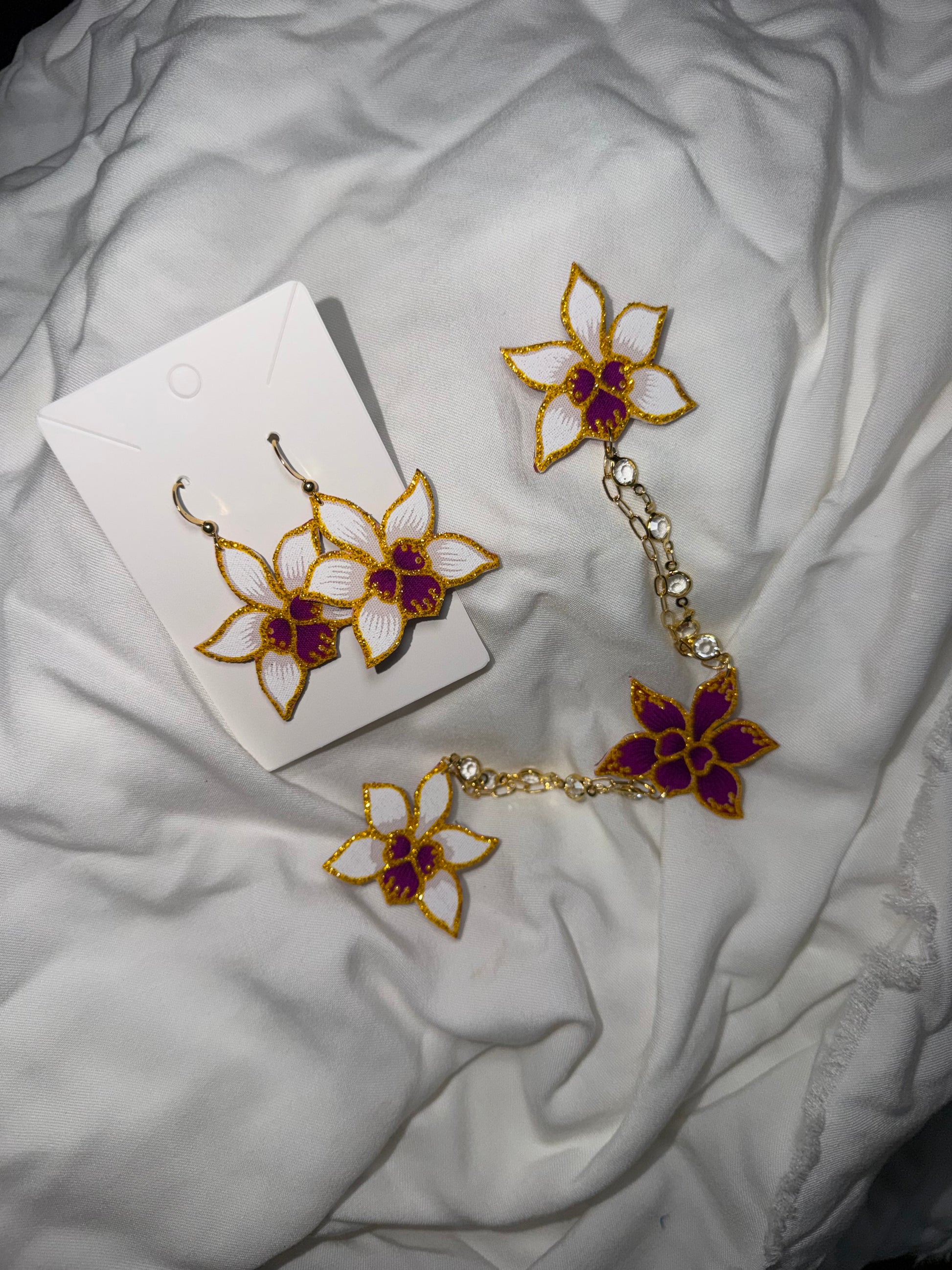 Miss Orchid Kerongsang + Earrings Short Dangle Set (Purple)