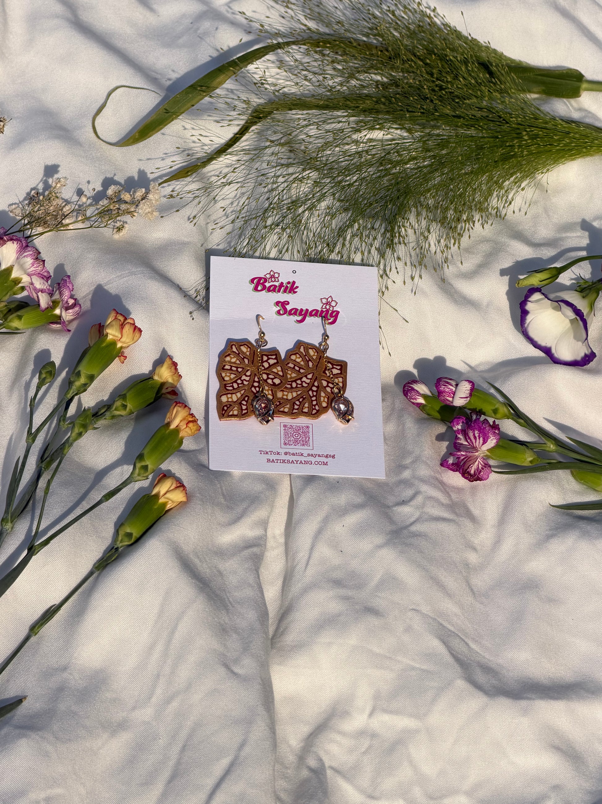 Daun Batik Earrings (Brown Leaf)