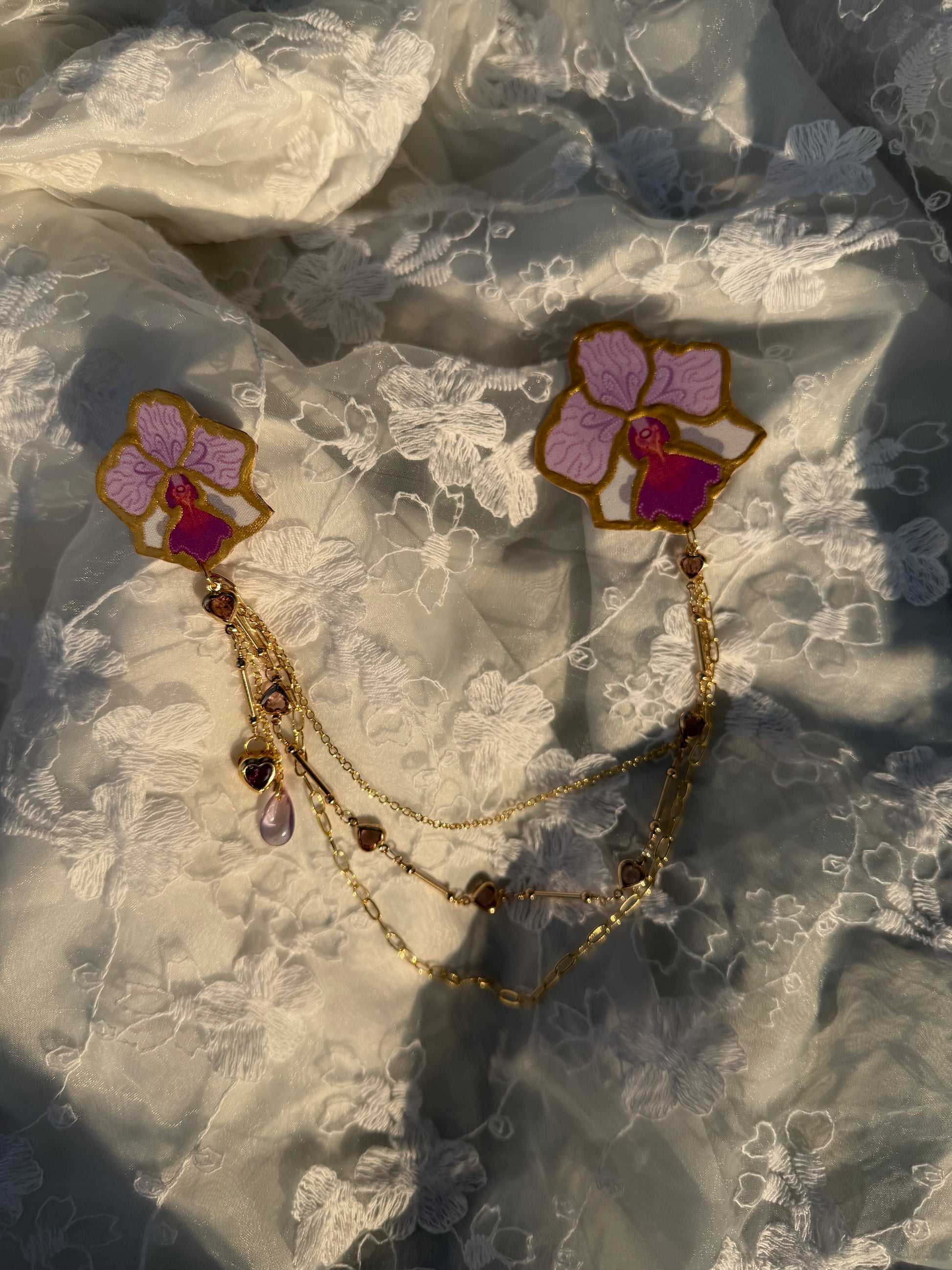 Vanda Miss Joaquim inspired 2pc Kerongsang