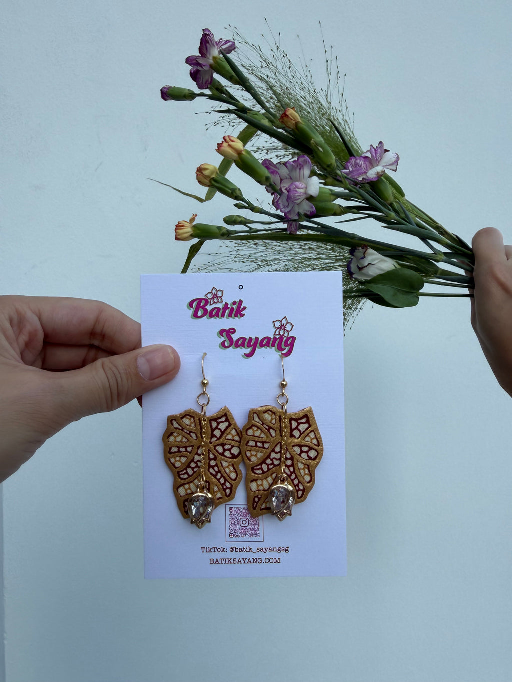 Daun Batik Earrings (Brown Leaf)