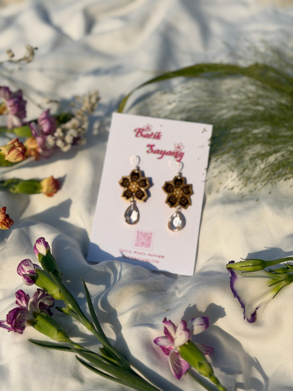 Sakura Series Batik Earrings (Espresso)