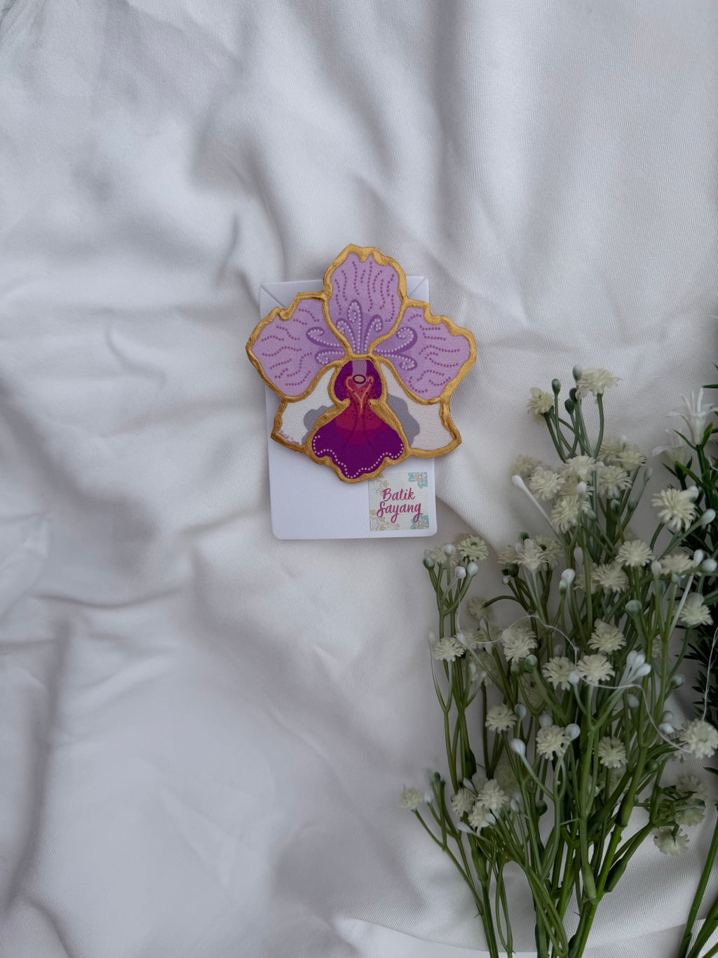 Vanda Miss Joaquim inspired Small Brooch Motif Approx Size: 8CM [1Pc]