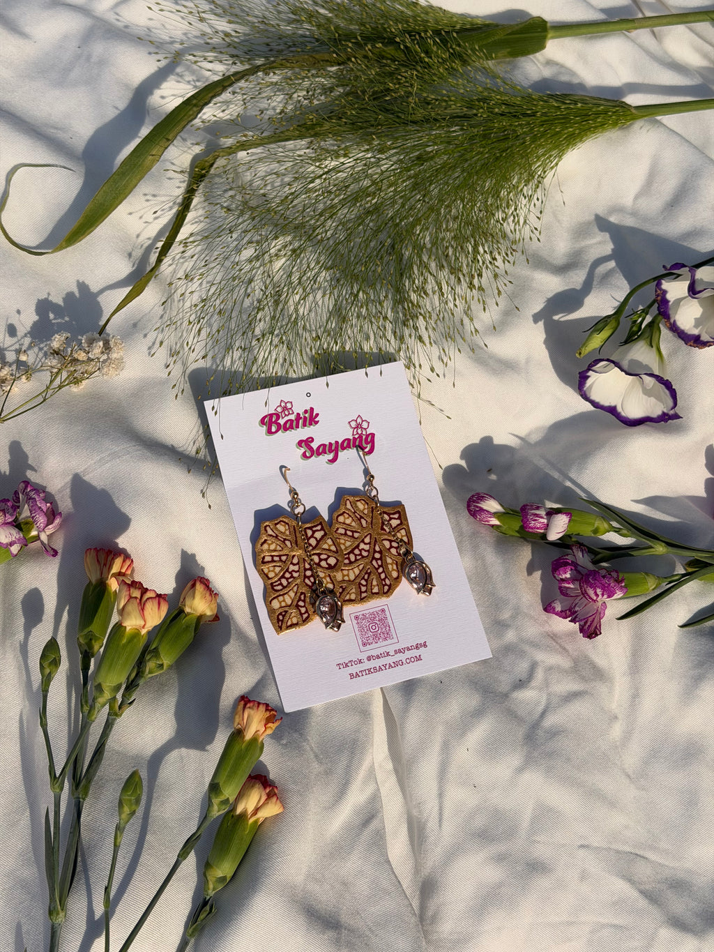 Daun Batik Earrings (Brown Leaf)