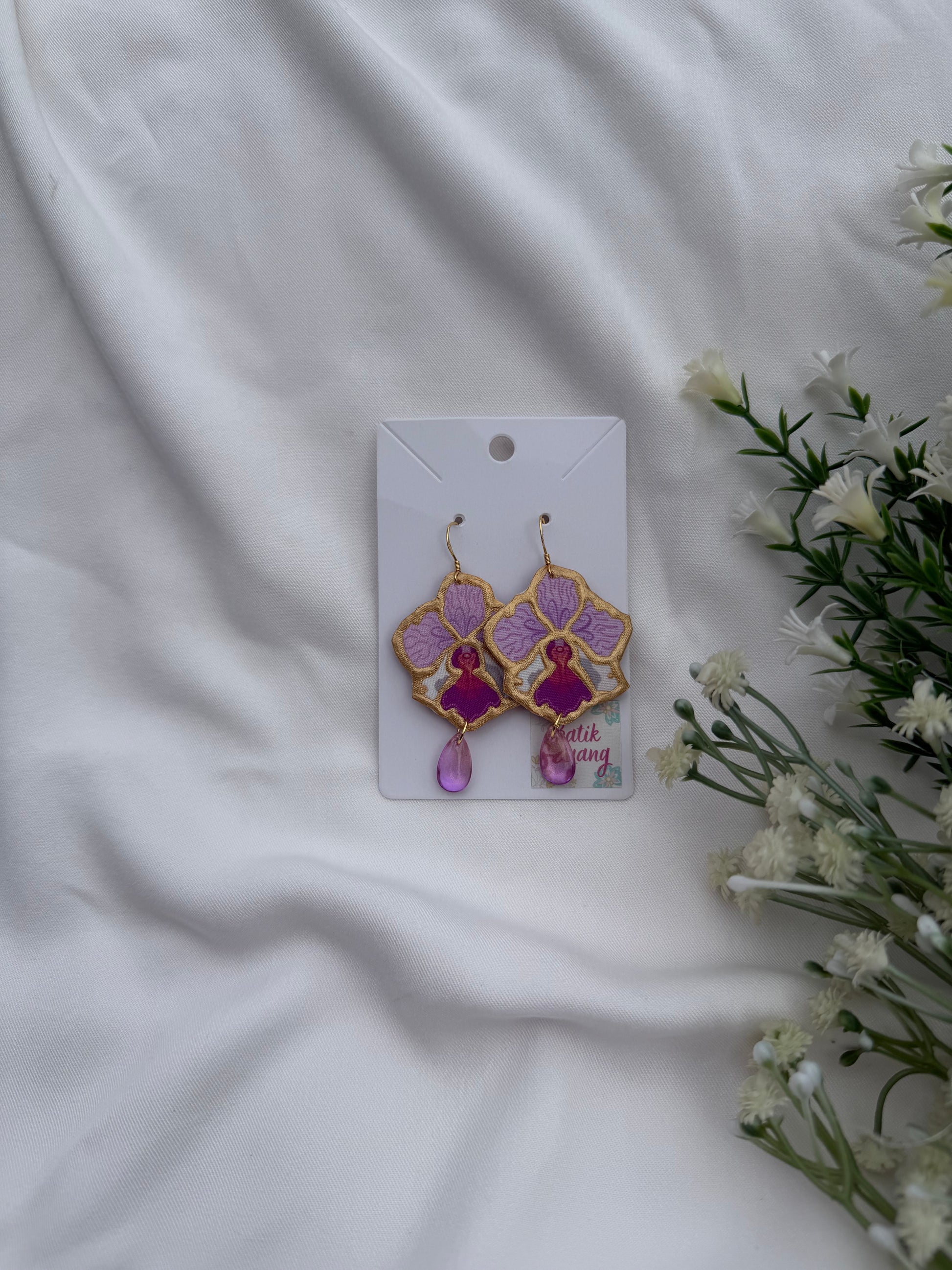Vanda Miss Joaquim inspired EARRINGS Motif Approx Size: 3.5CM