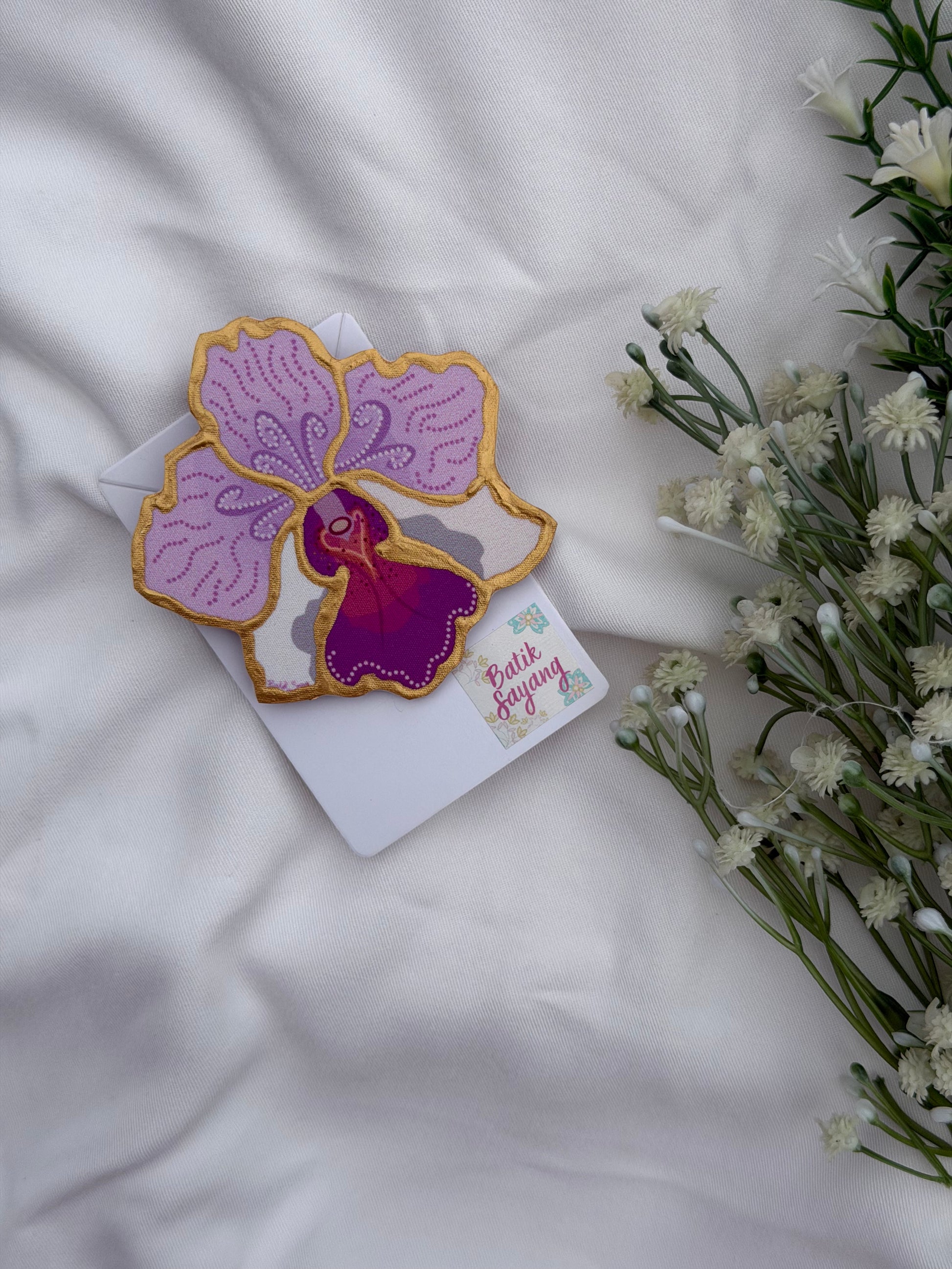 Vanda Miss Joaquim inspired Small Brooch Motif Approx Size: 8CM [1Pc]