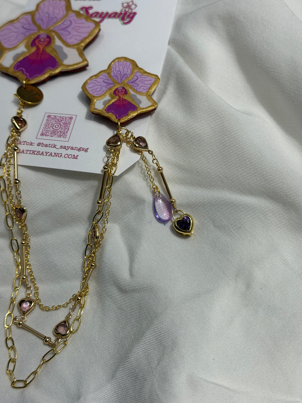 Vanda Miss Joaquim inspired 2 Piece Kerongsang Detachable