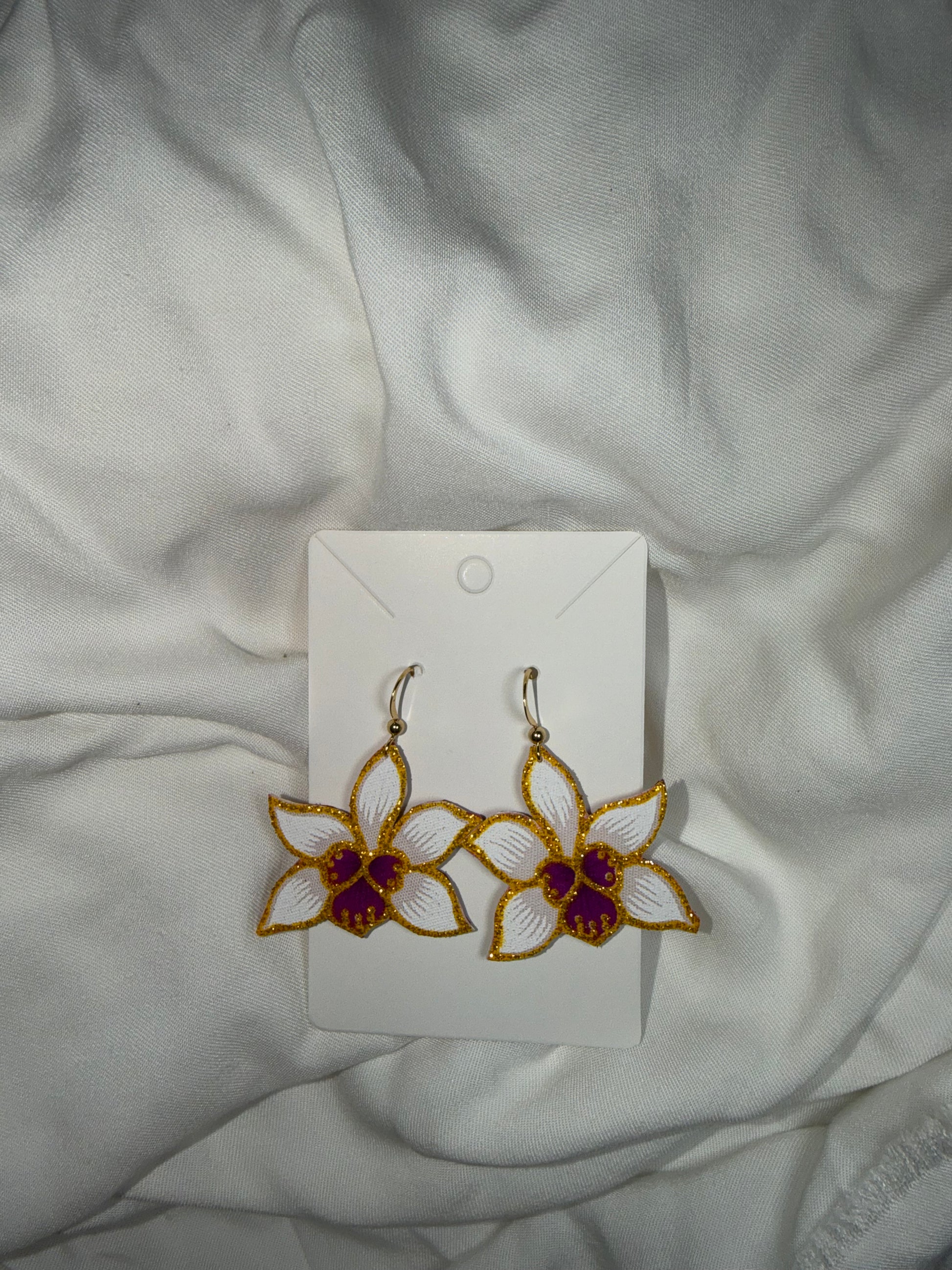Miss Orchid Short Dangle Earrings (Purple)