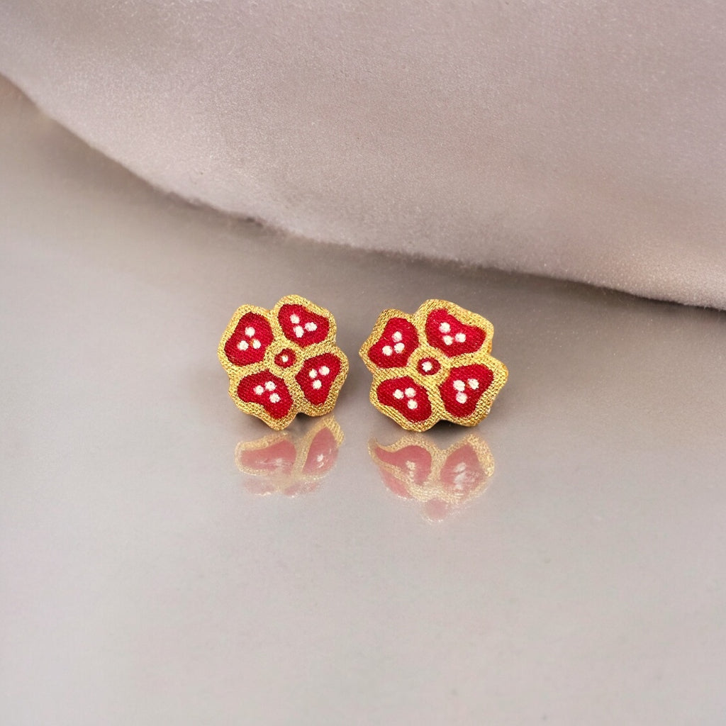 Lucky Clover (Black, Red)