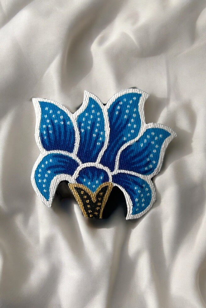 Amaryllis Batik Brooch (Small - Sky Blue)