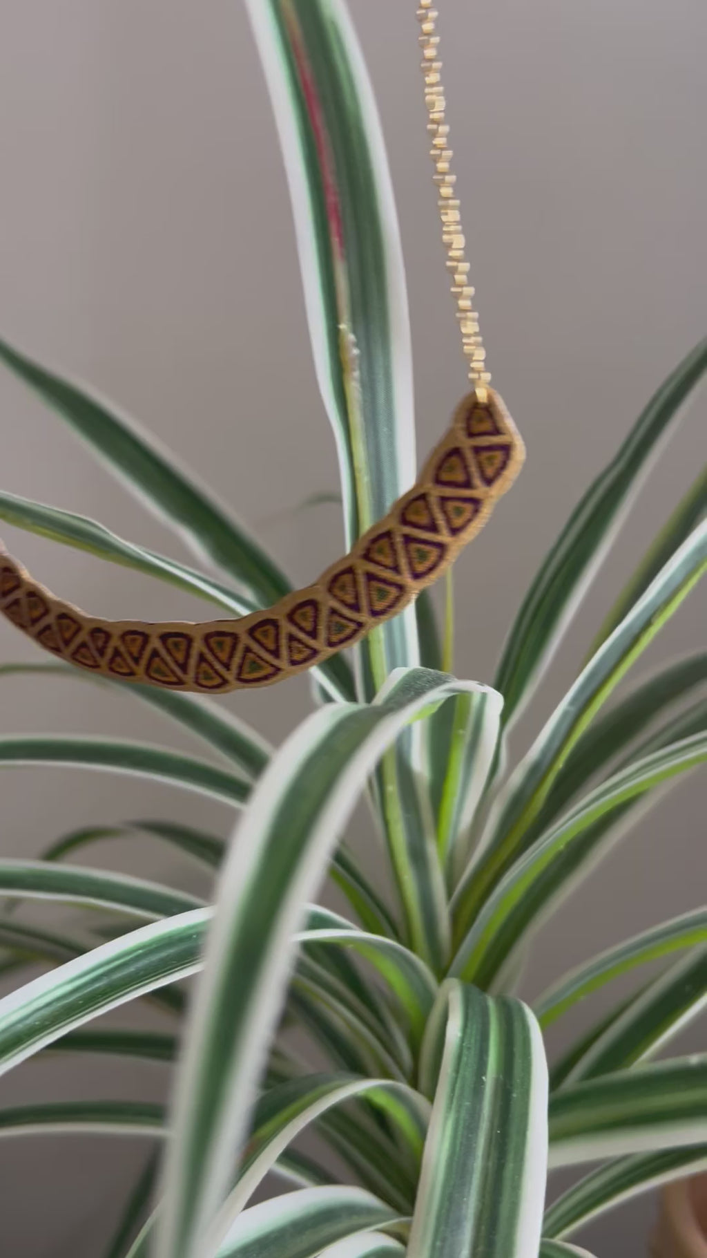 Usekh Batik Necklace (Purple Gold)