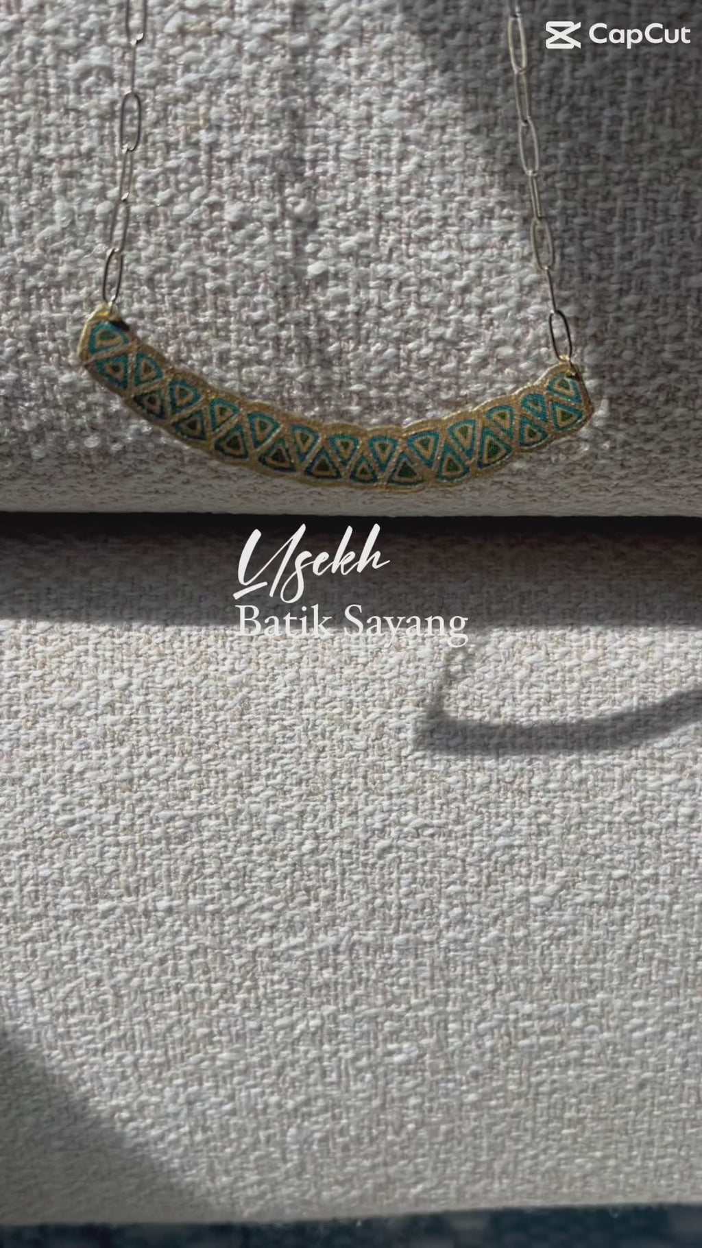 Usekh Batik Necklace
